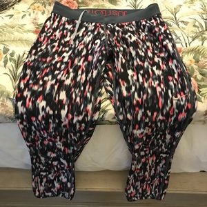 Nike dry-fit work out leggings